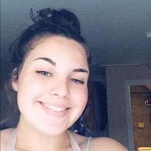 Meet your Posher, Kaylee